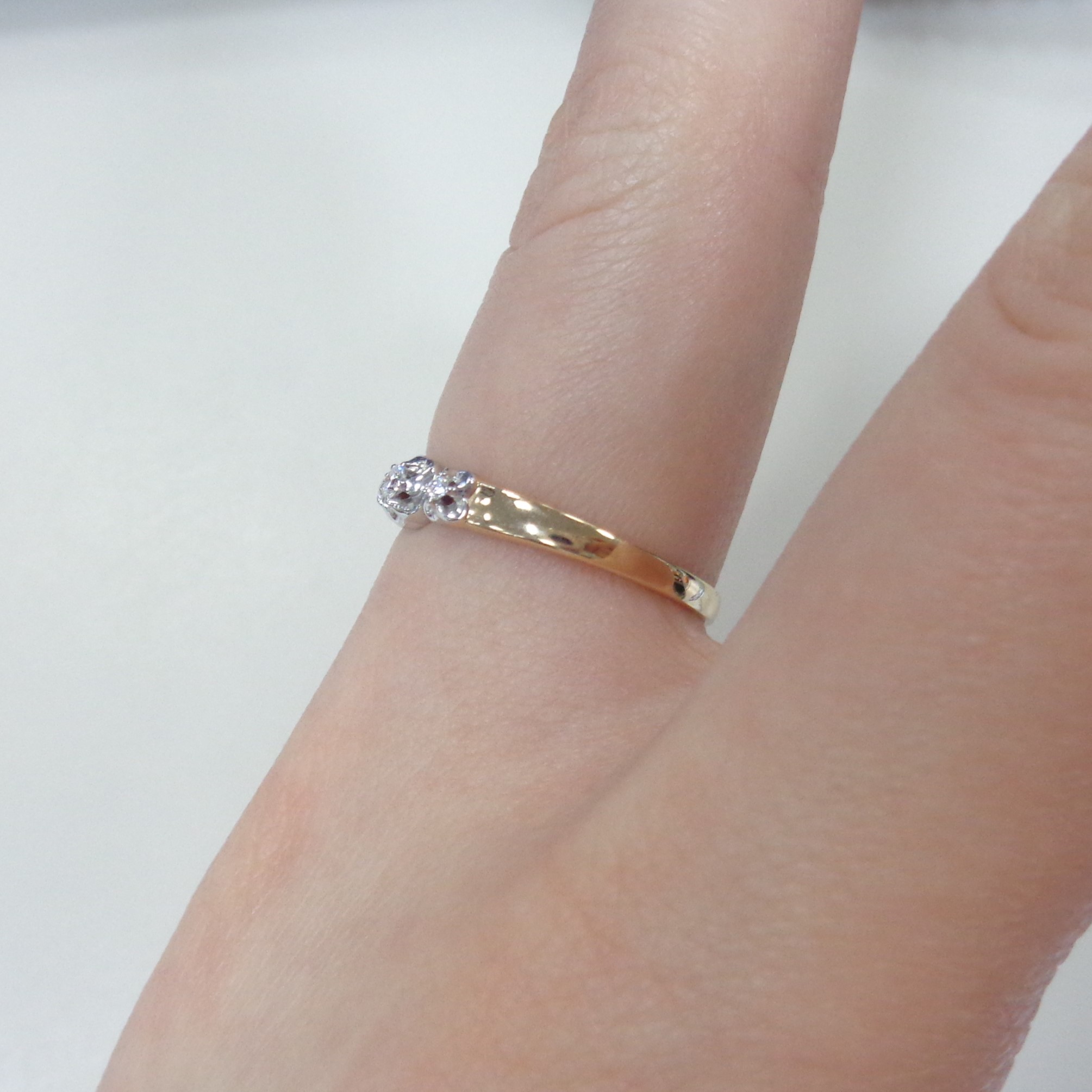 Кольцо из золота с бриллиантами